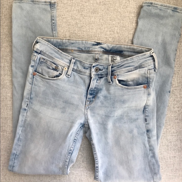 H&M denim // 27 (fit like 26) - Picture 3 of 5